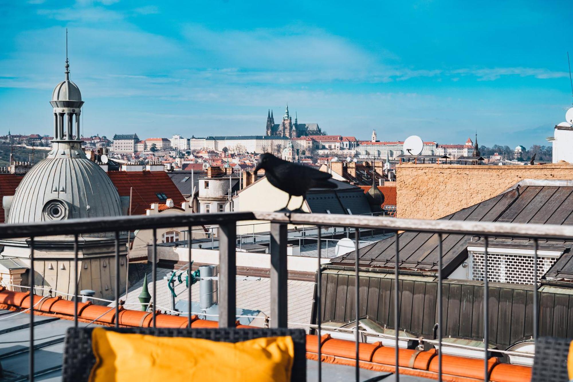 Two-Level Apart With A Terrace Near The Vltava River Praga Exterior foto